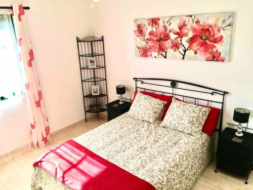 Casa KazBar, lovely 1 bed villa & communal pool