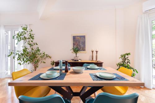 Χώρος καθιστικού στο Edem Beach Apartment by Alimos Marina - Athenian Homes