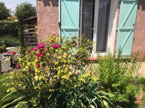 Κήπος έξω από το Chambre d'Hotes Coeur du Var
