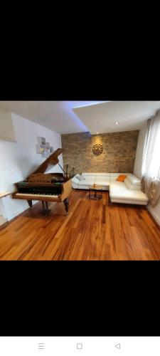 Glorianita sweethome,CENTAR, RESERVED PARKING,SELF CHECK- IN