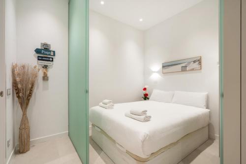 Flat in Chamberí with direct entrance BG