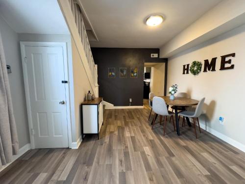 Gambar di galeri bagi Portsmouth 2BR 1BA Getaway di Portsmouth