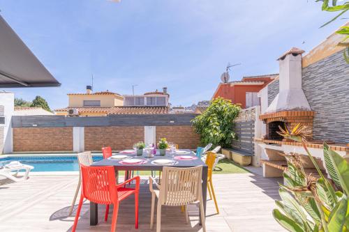 Apart-rent Casa con piscina Montgri 0125