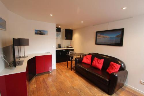 Confortable Studio Carré d'OR 2Pers, rez-de-chaussée