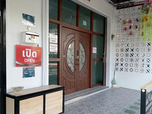 Certifikát, hodnocení, plakát nebo jiný dokument vystavený v ubytování Pause Homestay 2 Hat Yai