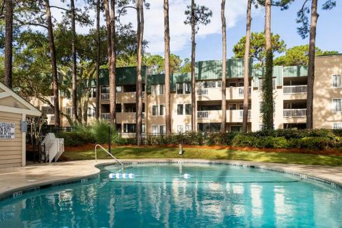 Dreamy HHI Retreat with Pool, Gym photo 5