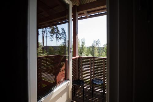 Balcone o terrazza di Haltia Lake Lodge nature boutique hotel & glamping