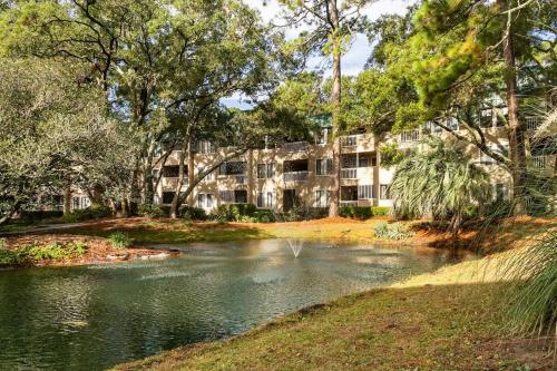 Dreamy HHI Retreat with Pool, Gym photo 25