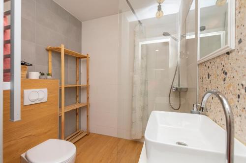 Kúpeľňa v ubytovaní Luxury 4 star, amazing view apartment with free parking