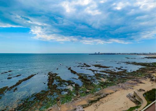 Appartement vue imprenable sur la baie des Sables - 4 personnes