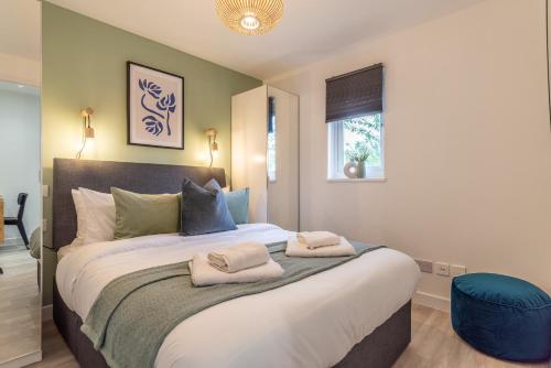 Postel nebo postele na pokoji v ubytování Luxury 1 bed flat