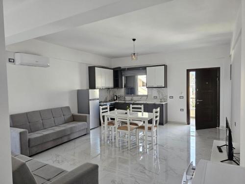 Taku 1 Apartment