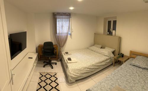 Jolie appartement Nice proche mer et aéroport Une chambre plus salon avec cuisine