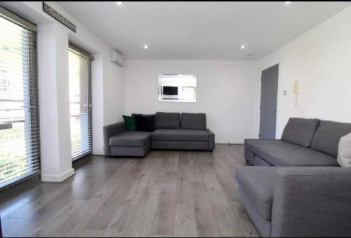 Campbell Square Apartment 3 photo 9