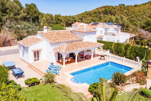 Villa Elemed by Villa Plus