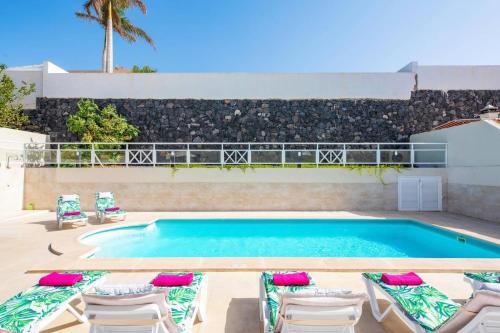 Villa Alegria by Villa Plus