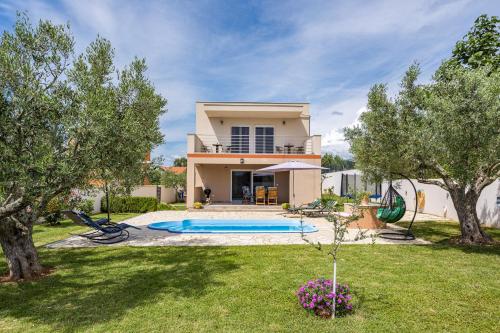 Villa Sunny Olive