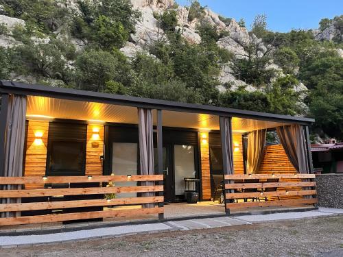 Mobile Homes "Golden Stone"