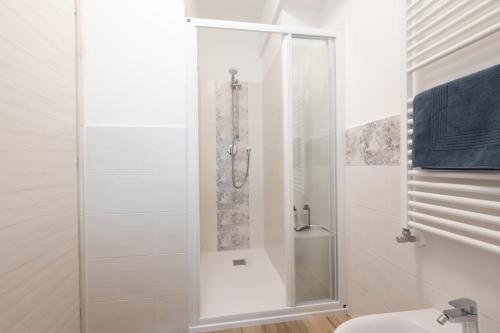 Ένα μπάνιο στο B&B Au Chateau Blanc