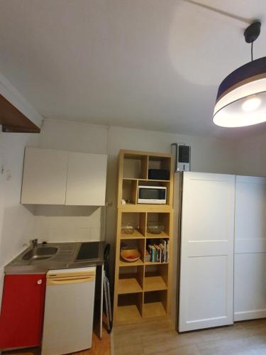 Photo de la galerie de l'établissement Studio Paris, Porte de Versailles, Studio meublé furnished flat, à Paris