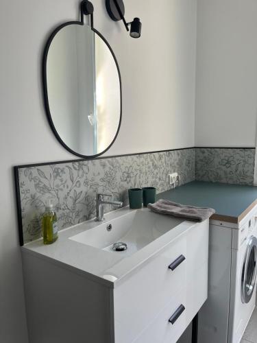 Photo de la galerie de l'établissement Bel appartement T2 proche de Paris et La Défense, à Colombes