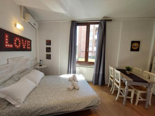 Little Palm apartment
