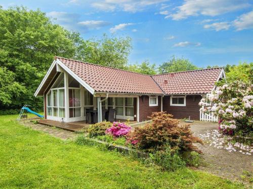 Κήπος έξω από το 7 person holiday home in Toftlund-By Traum
