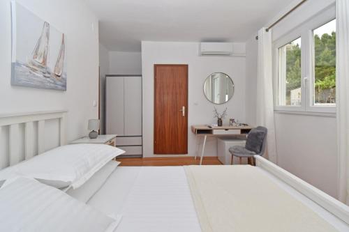 Gallery image of Apartment & Rooms Meri Tučepi in Tučepi