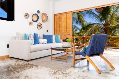 Ảnh trong thư viện ảnh của Casa Vela Palafito en playa con alberca ở La Manzanilla