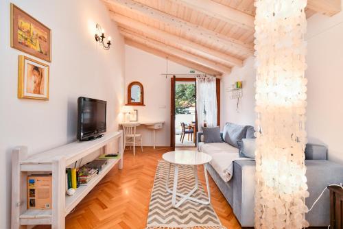 Family-friendly apartments with swimming pool Barbat, Rab - 20170