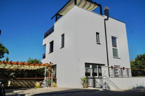 Seaside house for families with children Mastrinka, Ciovo - 22789