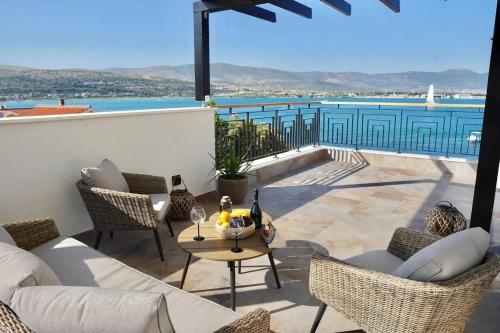 Seaside house for families with children Mastrinka, Ciovo - 22789