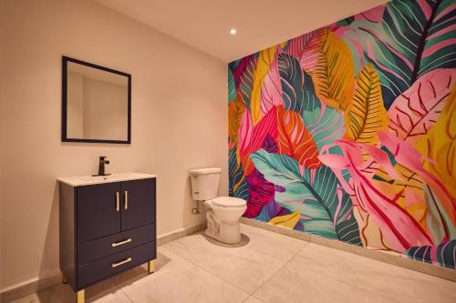 Koupelna v ubytování Ola Boutique Hotel