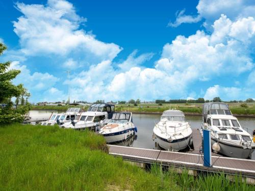 Fotografie z fotogalerie ubytování Charming Waterside Getaway v destinaci Nieuwpoort