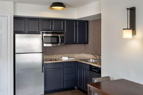 Residence Inn Washington, DC / Dupont Circle Image