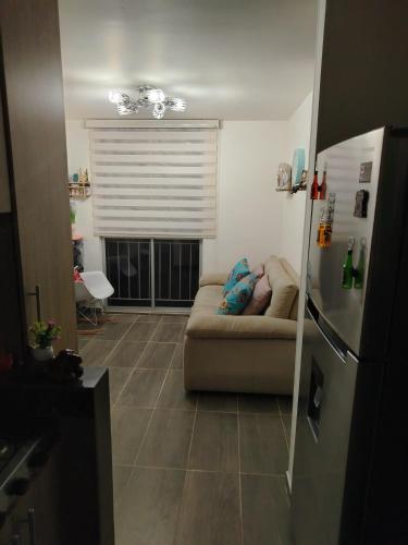 Η κουζίνα ή μικρή κουζίνα στο Apartamento amoblado
