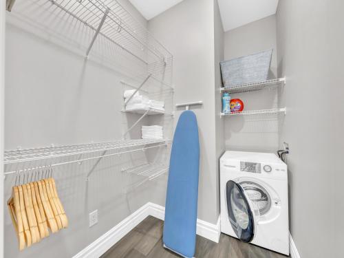 Gallery image of Private Luxury 1BR Apartment in Prime Location in Windsor