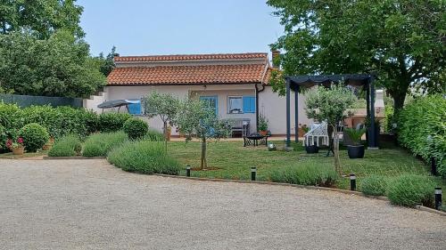 Apartment Montiron