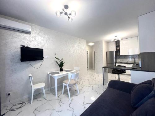 Кухня или мини-кухня в Apartments VIP AVALON
