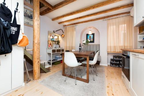 Andronella Apartment
