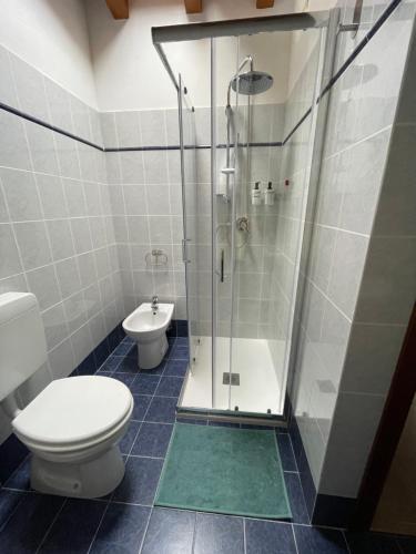 Koupelna v ubytování Ortighera Monolocale Relax sulla ciclabile