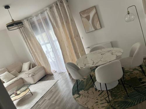 Χώρος καθιστικού στο Appartement proche Stade de France Saint Denis