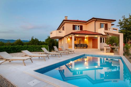 Πισίνα στο ή κοντά στο Apartment Lucas