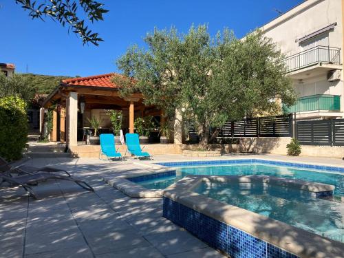 Afbeelding uit fotogalerij van Apartments and Rooms Rogić (Karlo) in Sveti Petar