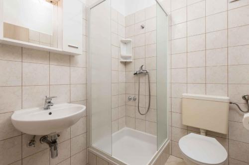 Kúpeľňa v ubytovaní Apartment in Kraljevica 33071