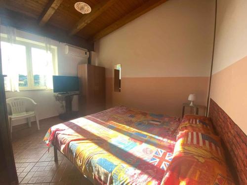 Ένα ή περισσότερα κρεβάτια σε δωμάτιο στο Apartments in Gioiosa Marea - Sizilien 23300