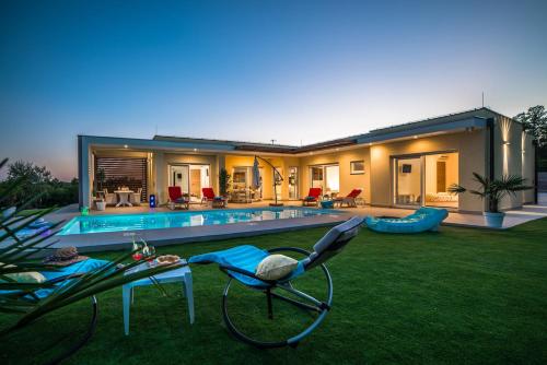 Villa Vita in Central Istria - Ground Floor Villa for 6 People with Heated Pool