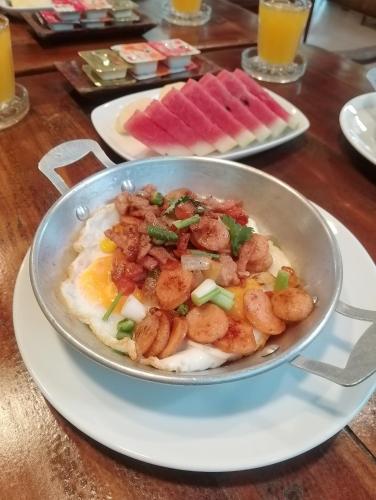 Makanan di atau berdekatan penginapan & sarapan