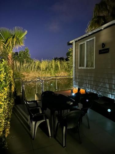 Billede fra billedgalleriet på mobil home climatisé i Grimaud