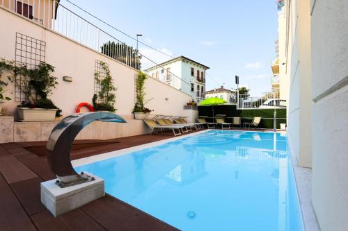 Bazén v ubytovaní Hotel Villa Anthea alebo v jeho blízkosti